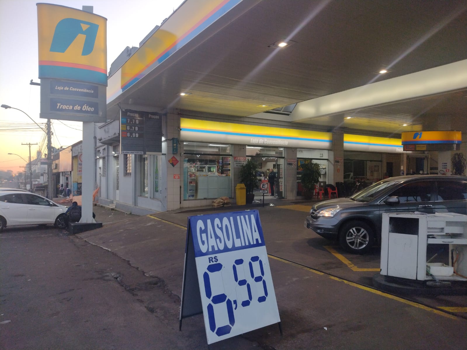 Jornal Bom Dia | Notícias | Notícias: valor-da-gasolina -diminui-nos-postos-de-erechim