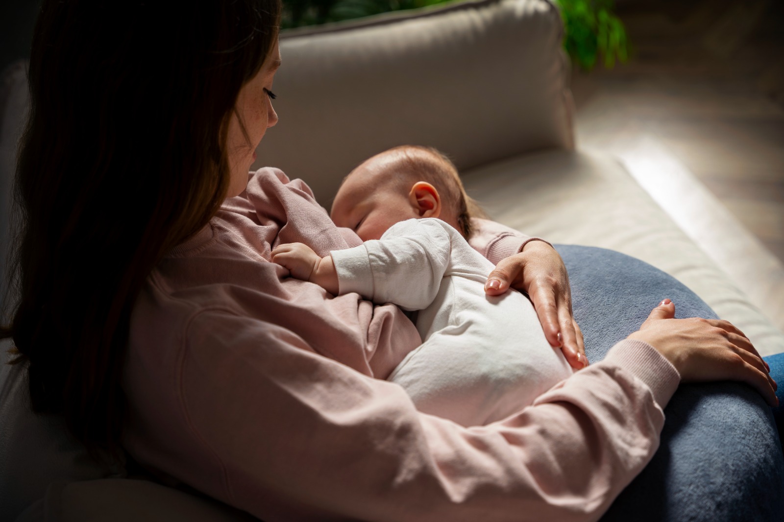 O puerpério é um período muito importante na vida da mulher, trazendo inúmeras modificações físicas