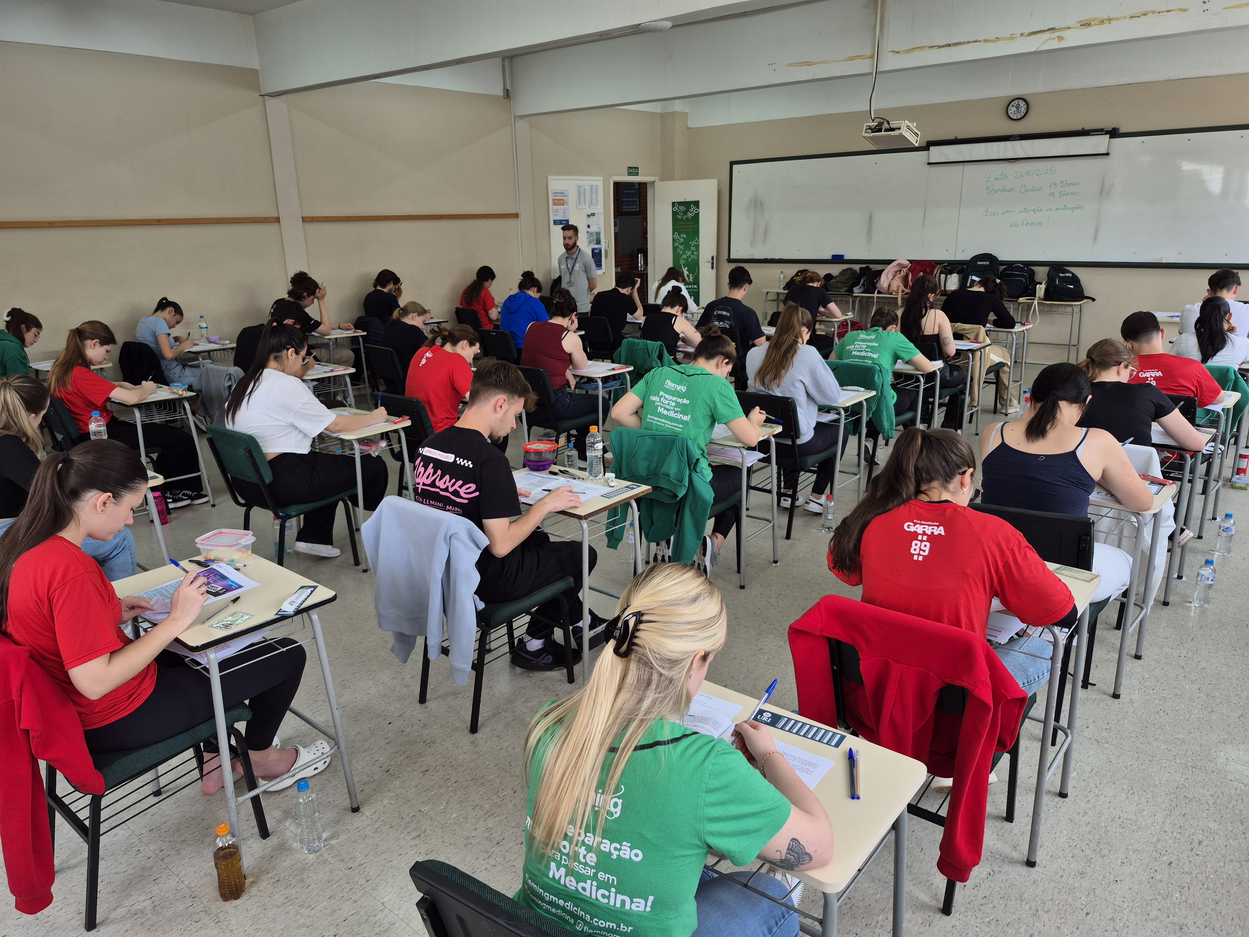 Matrículas, neste primeiro momento, são destinadas apenas aos aprovados na redação.jpg