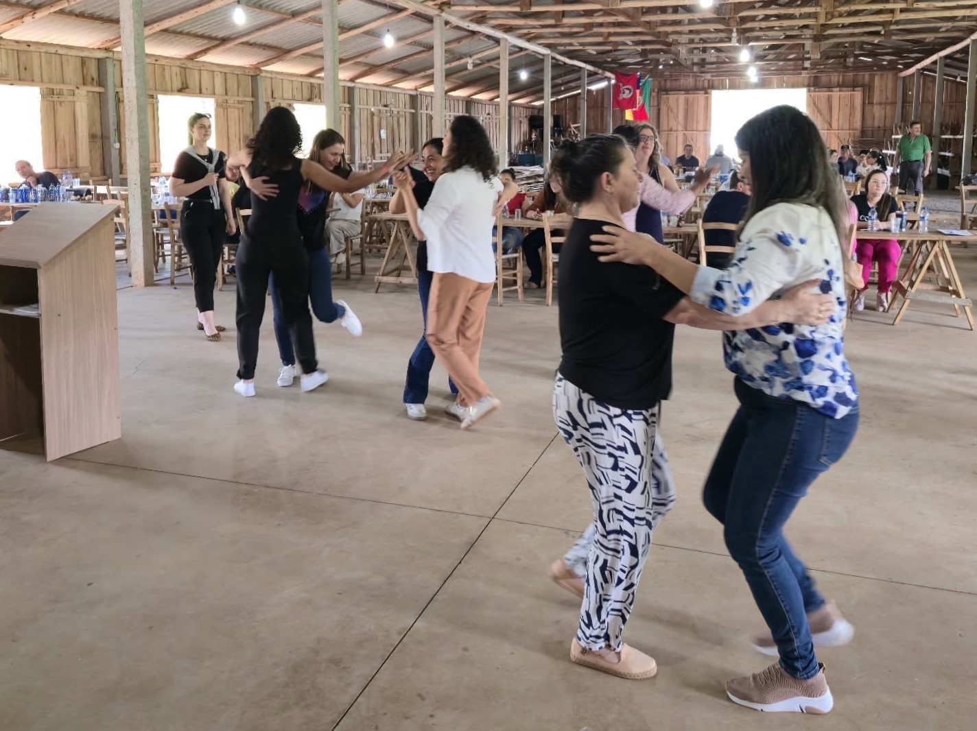 Servidores públicos de Quatro Irmãos participam de confraternização alusiva à data comemorativa